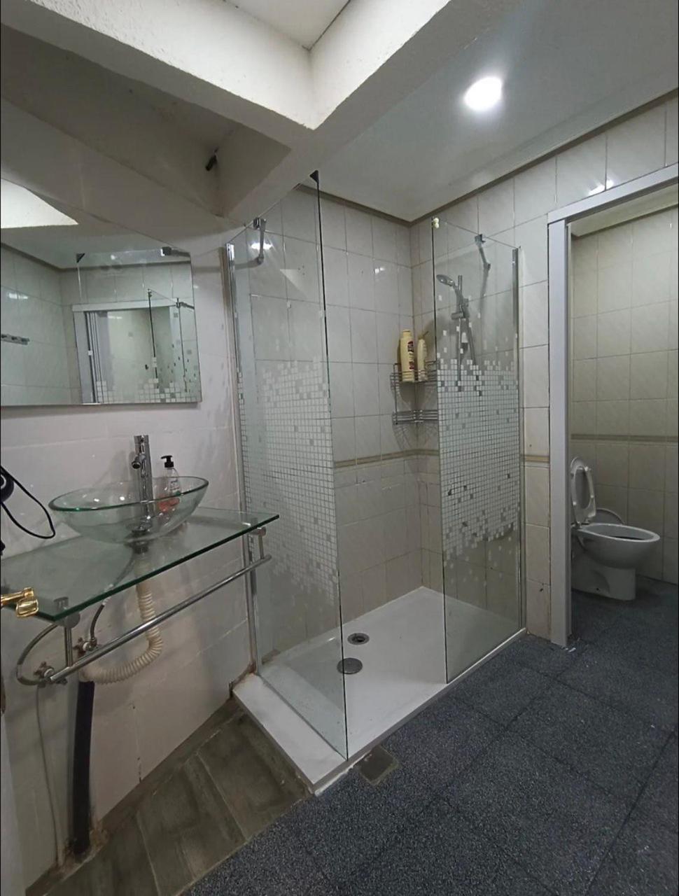 Parsa Residencial House Hotel Madrid Exterior photo